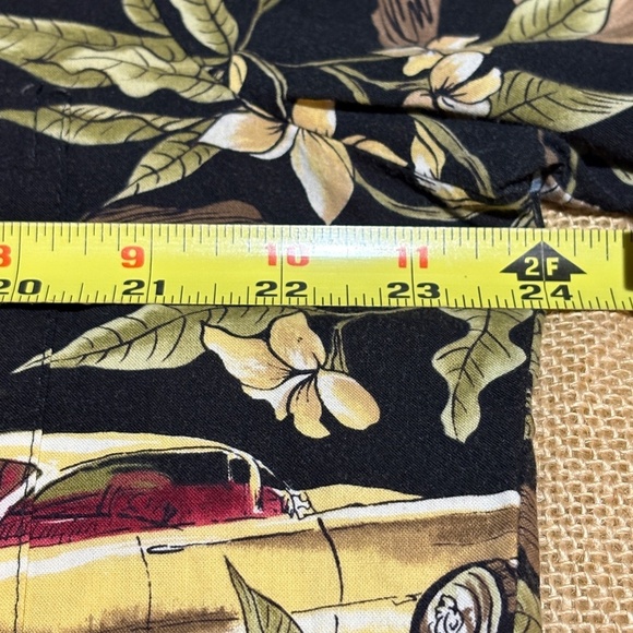 VTG Hilo Hattie Hawaiian Shirt Men ButtonUp Sz L Short Sleeve Aloha Tropical USA - Picture 6 of 7